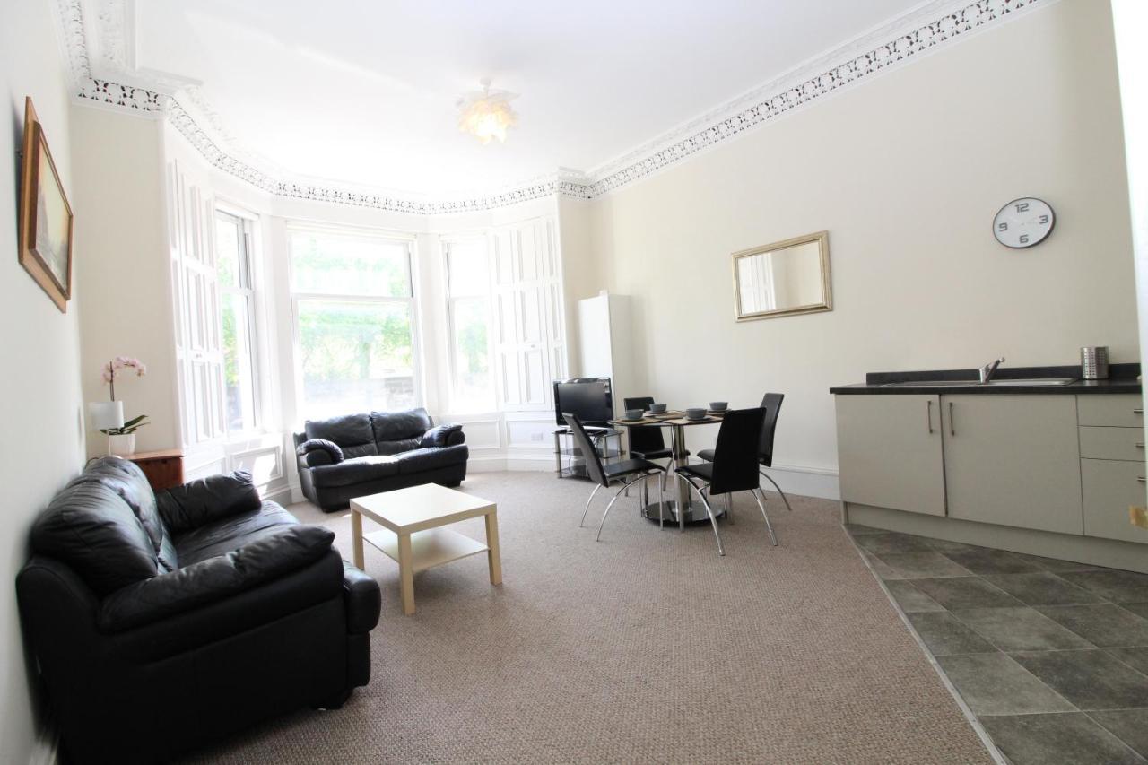 Two Bedroom Victorian With Free Parking Apartment EDI